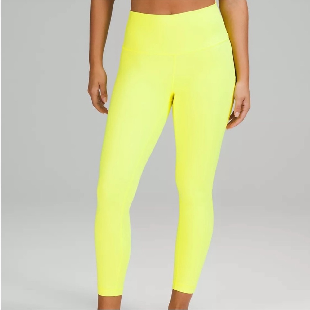 DISCONTINUED COLOR - neon yellow lulu leggings - HIGH RISE 25’ - NEVER WORN -